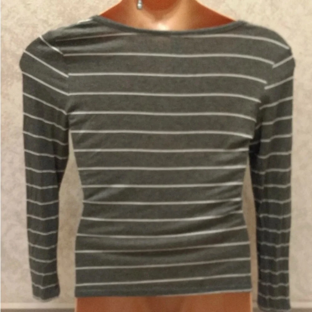 Love Charm top dark